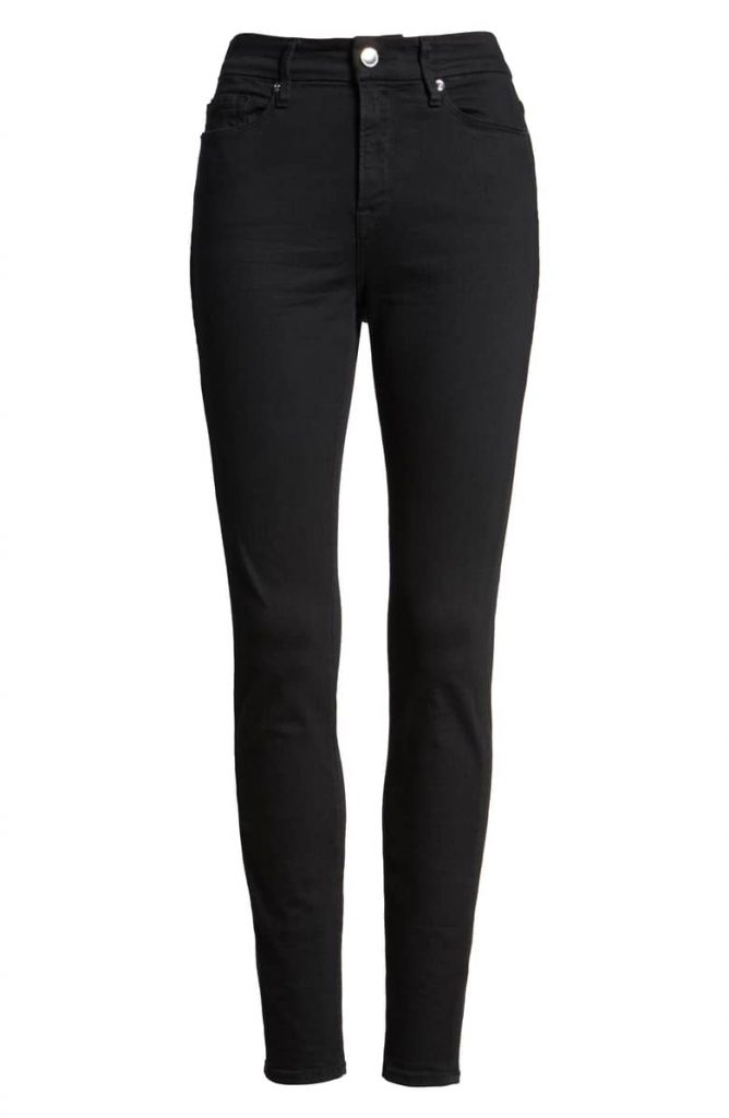 Good American Good Legs  Skinny Jeans in Black are hands down the best black jeans ever.