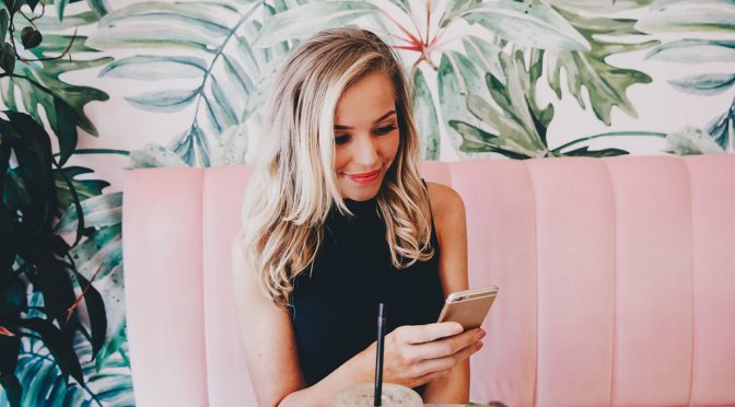 blushing-in-hollywood-dating-tinder-tips-blog