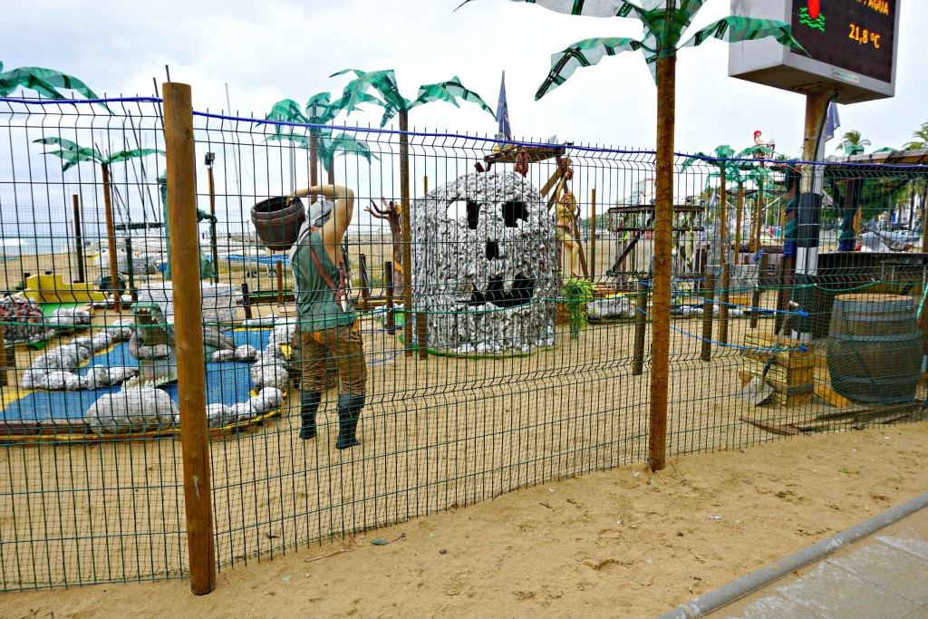 Funny little mini golf course on the beach in Sitges.