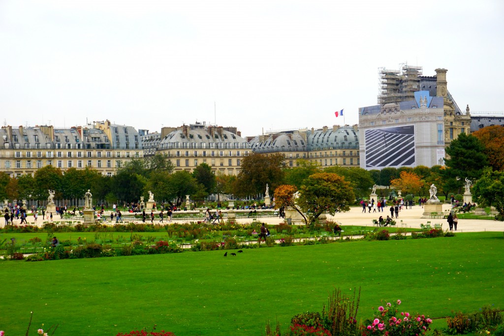 tuileries-garden-fall-louvre