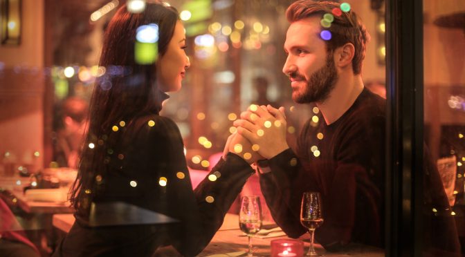 How to Avoid Being Tricked by Future Fakers While Dating