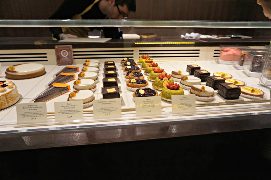 pierre-hermes-desserts-paris