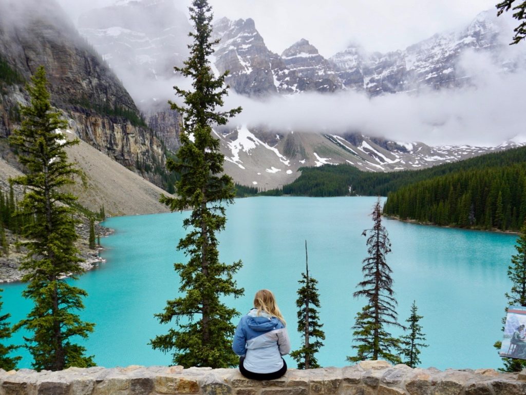 Tips for Traveling to Banff and Where to Stay in Canmore blushinginhollywood at Moraine Lake